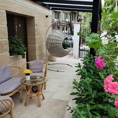 Family Boutique Residence-Free Parking 大特尔诺沃 外观 照片