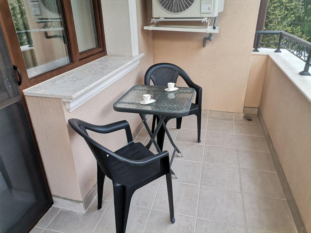 Family Boutique Residence-Free Parking 大特尔诺沃 外观 照片