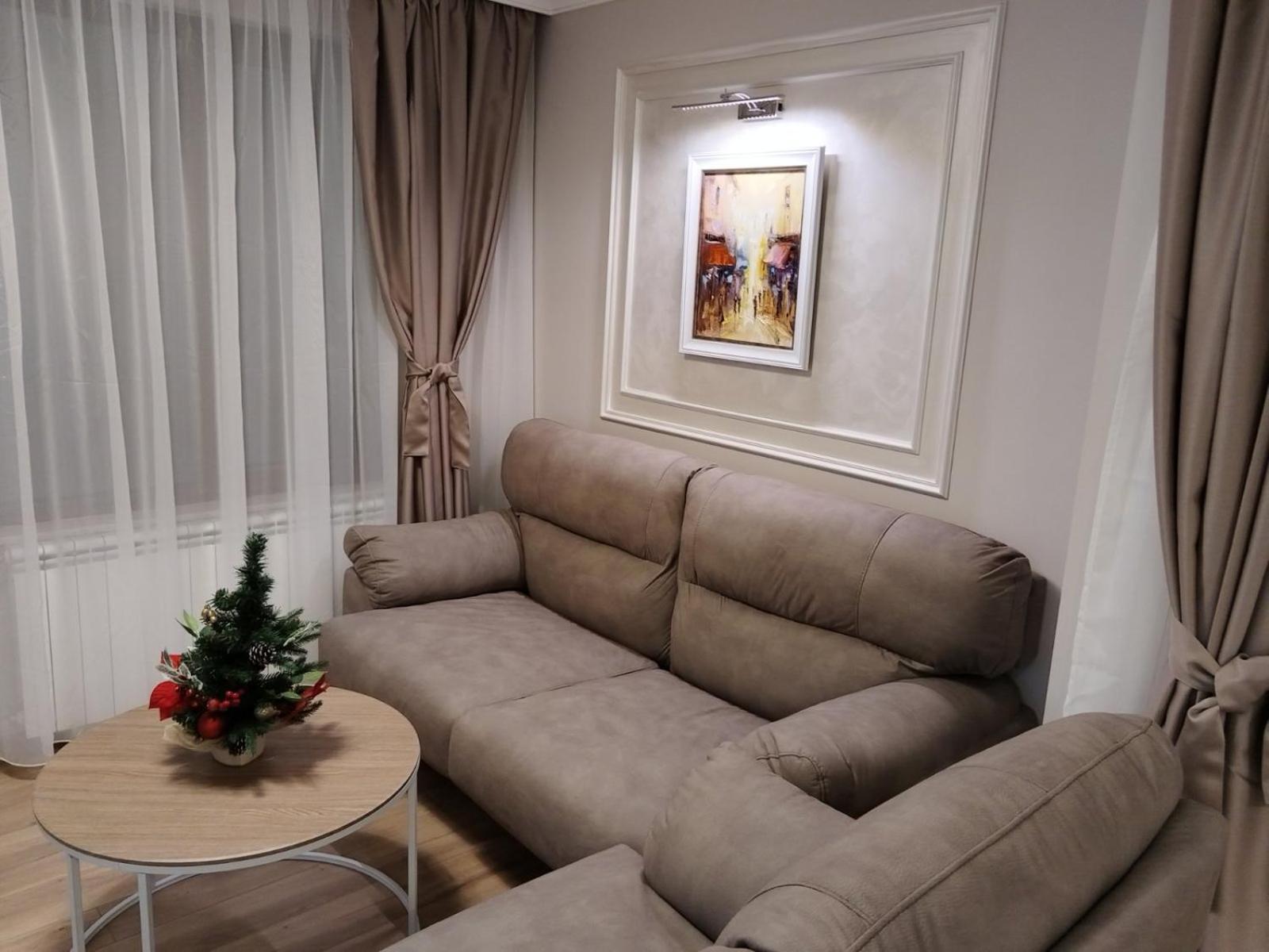 Family Boutique Residence-Free Parking 大特尔诺沃 外观 照片