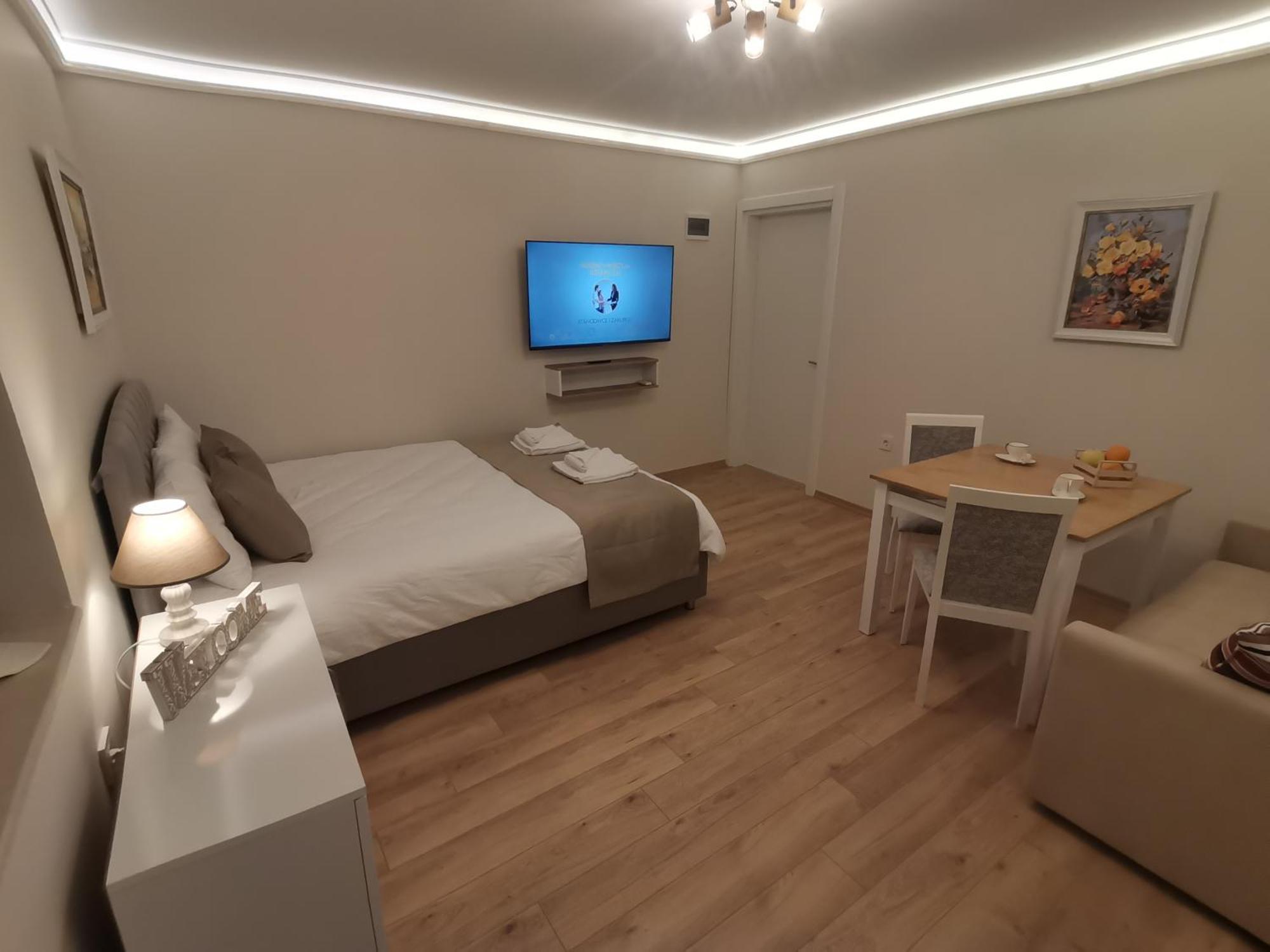 Family Boutique Residence-Free Parking 大特尔诺沃 外观 照片